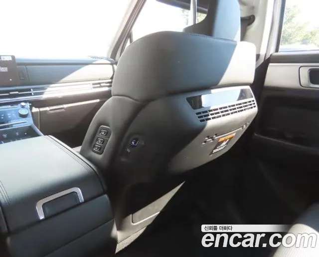 Hyundai Santa Fe MX5 — Фото автомобиля 10