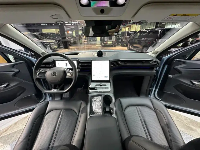 Nio ES6 — Фото автомобиля 14