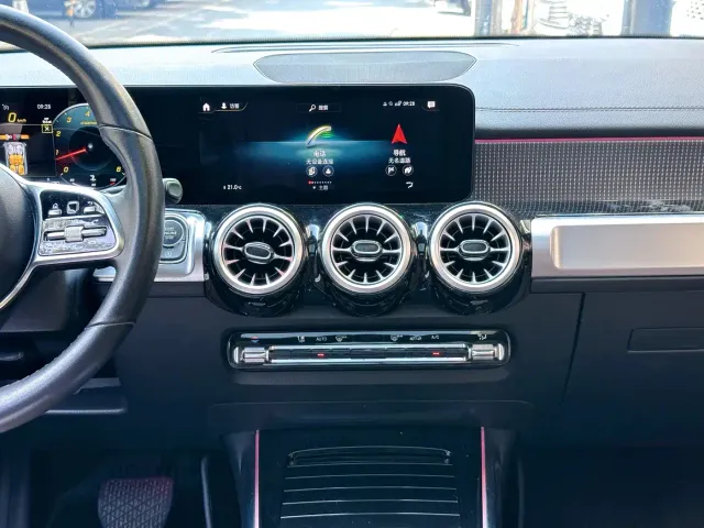 Mercedes-Benz GLB-Class — Фото автомобиля 12
