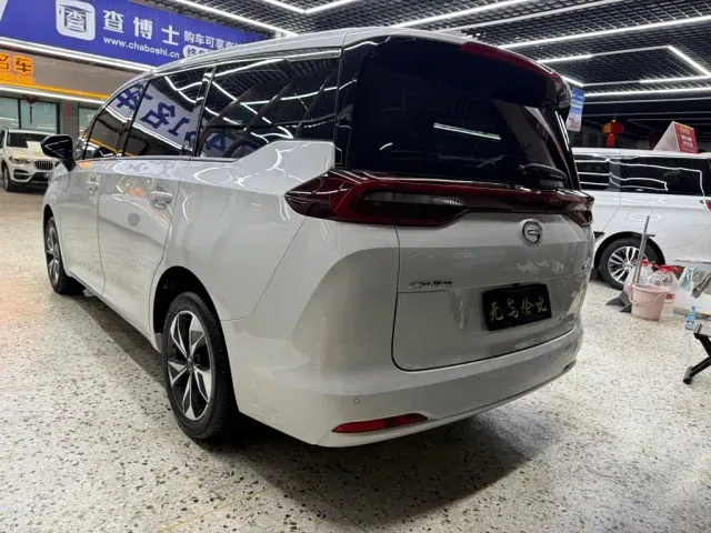 GAC Trumpchi M6 — Фото автомобиля 4