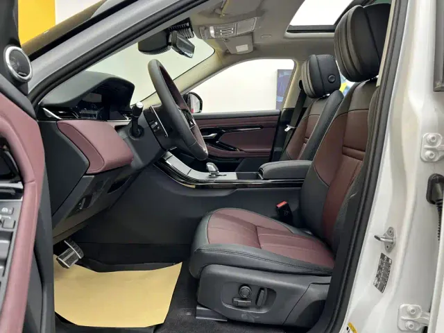 Land Rover Range Rover Evoque — Фото автомобиля 18