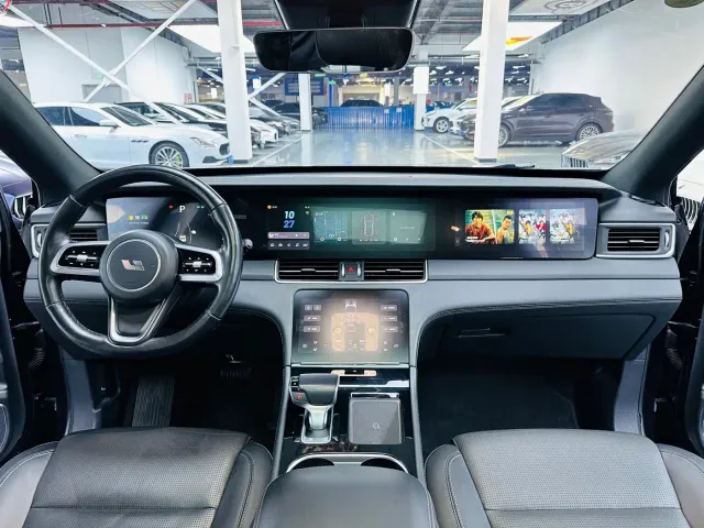 Li Auto ONE — Фото автомобиля 6