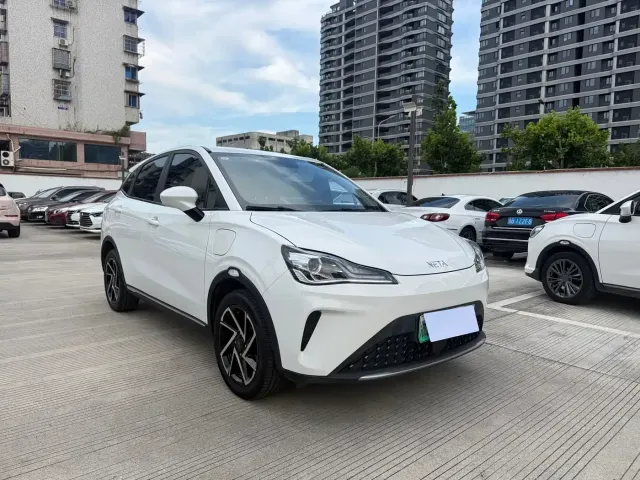 Nezha Auto Nezha AYA 2023 Model 401 — Фото автомобиля 2