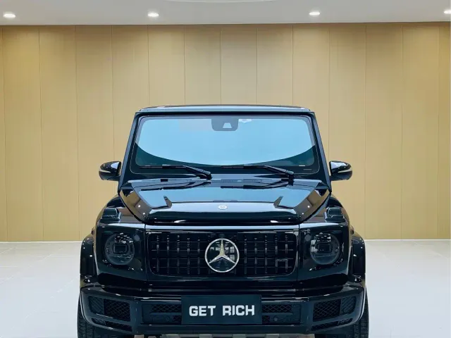 Mercedes-Benz G-Class — Фото автомобиля 2