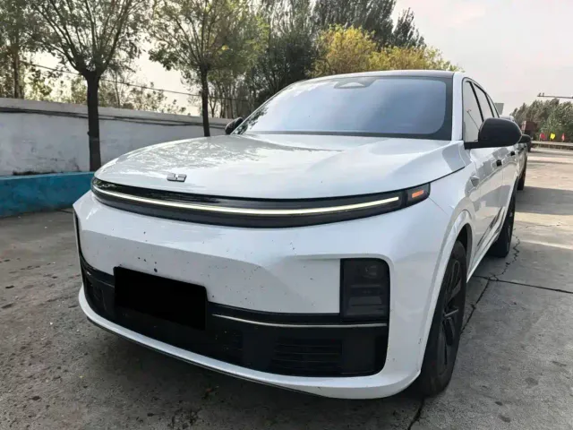 Фотография автомобиля — Li Auto L7