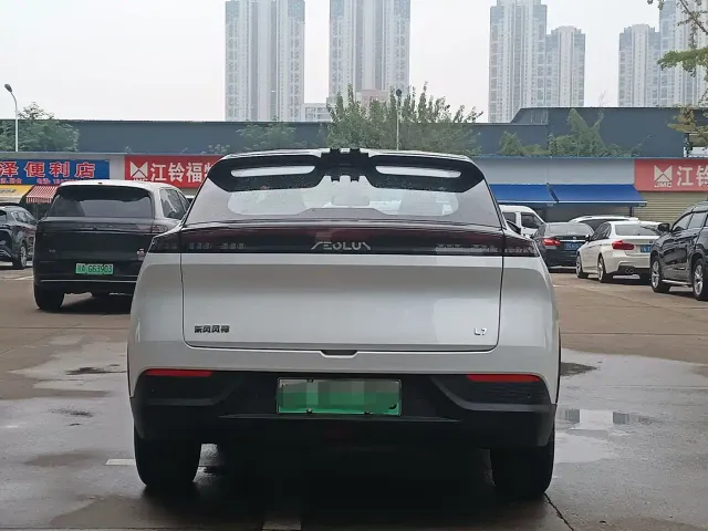Dongfeng Fengshen L7 — Фото автомобиля 4