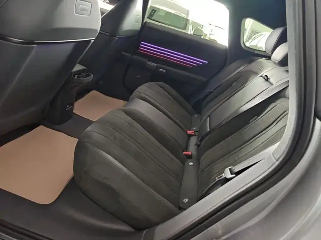 Audi E5 Sportback — Фото автомобиля 16