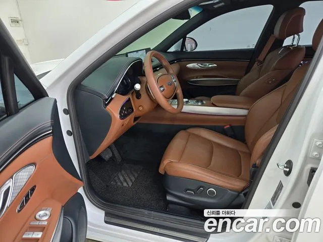 Genesis GV70 — Фото автомобиля 19