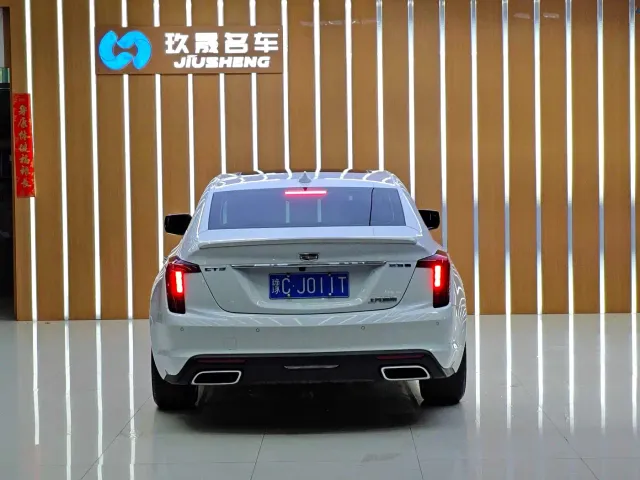 Cadillac CT5 — Фото автомобиля 5