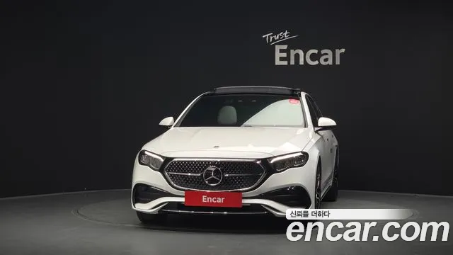 Mercedes-Benz E-Class — Фото автомобиля 3