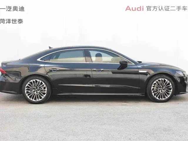 Audi A7L — Фото автомобиля 3
