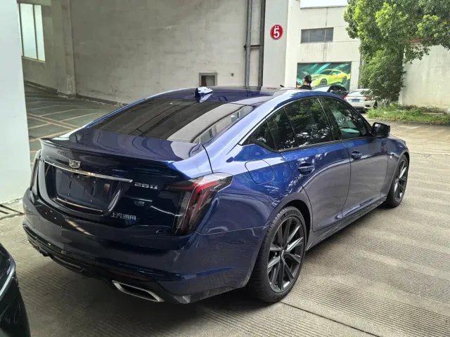 Cadillac CT5 — Фото автомобиля 4