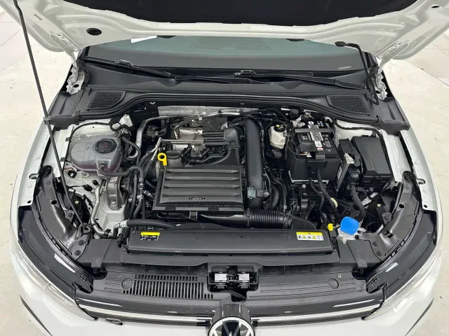Volkswagen Golf — Фото автомобиля 17