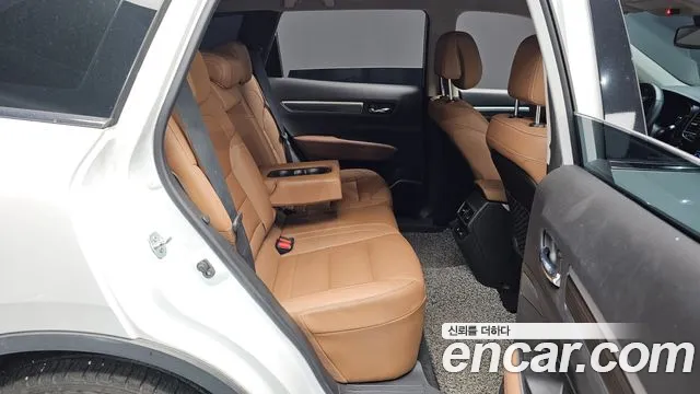 Renault-KoreaSamsung QM6 Новый QM6 2.0 LPe RE Signature 2WD — Фото автомобиля 11