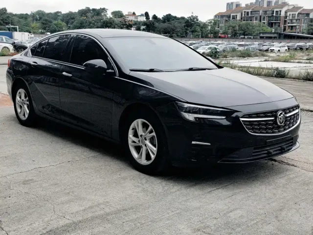 Buick Regal — Фото автомобиля 2