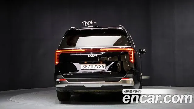 Kia Canival Новый Carnival 4 поколение Дизель 9 мест Signature — Фото автомобиля 4
