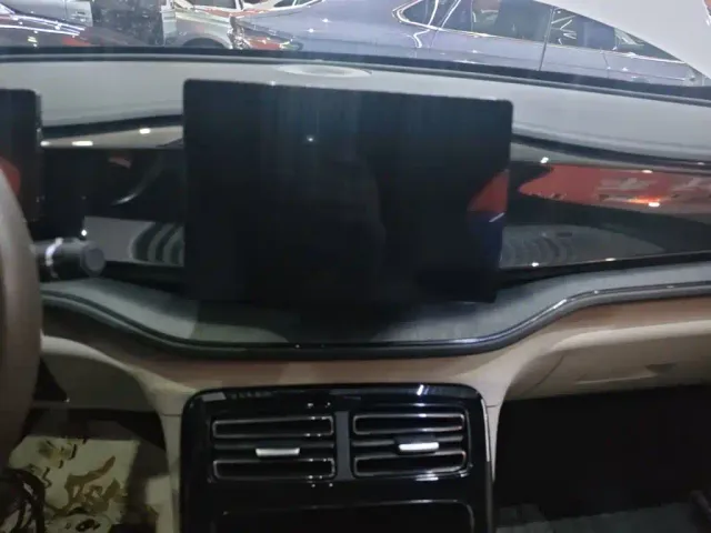 BYD Qin PLUS — Фото автомобиля 12