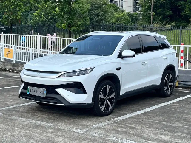 Фотография автомобиля — BYD Song Pro