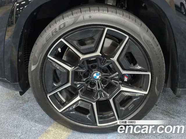 BMW XM — Фото автомобиля 5