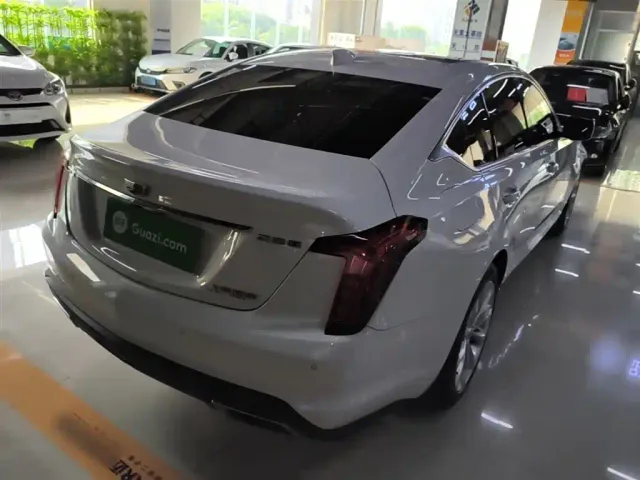 Cadillac CT5 — Фото автомобиля 6