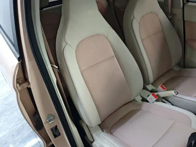 Leapmotor T03 — Фото автомобиля 24