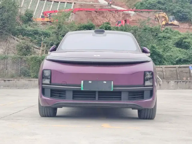 Li Auto L9 — Фото автомобиля 2
