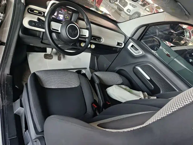 Wuling Hongguang Mini EV — Фото автомобиля 9