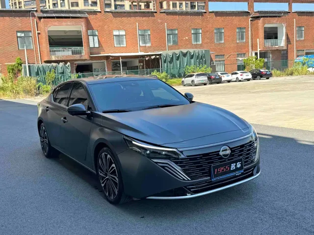 Nissan Teana — Фото автомобиля 3