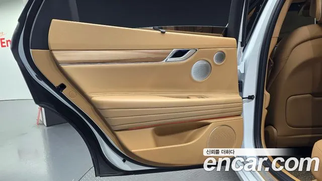 Genesis G80 Бензин 3.5 турбо AWD — Фото автомобиля 24