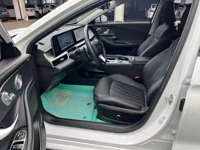Chery Arrizo 8 — Фото автомобиля 4