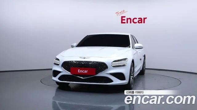 Genesis G70 Новый G70 Бензин 2.5T 2WD — Фото автомобиля 3