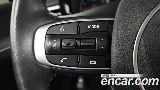 Kia K5 Generation 3 — Фото автомобиля 16