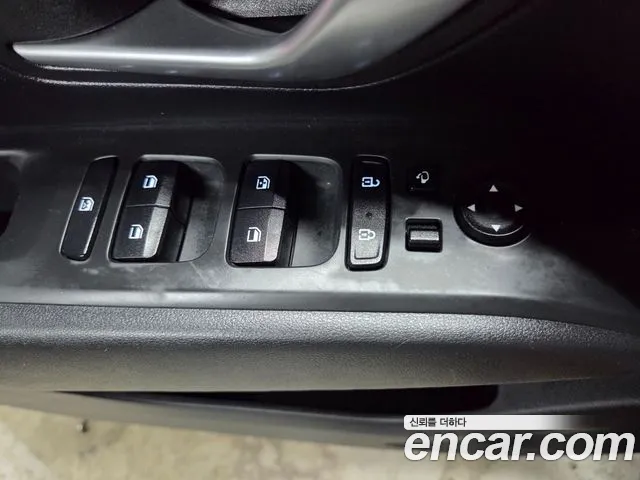 Hyundai Tucson Tucson (NX4) Бензин 1.6 турбо 2WD — Фото автомобиля 12