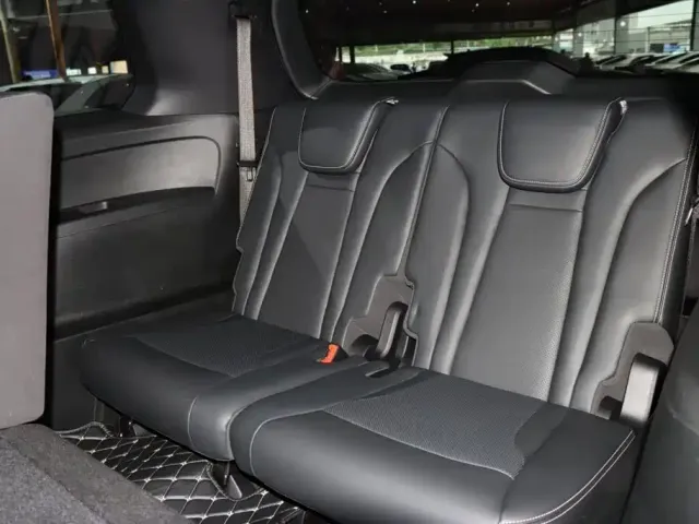 GAC Trumpchi GS8 — Фото автомобиля 11