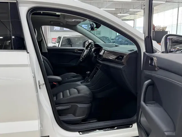 Volkswagen Tharu — Фото автомобиля 13