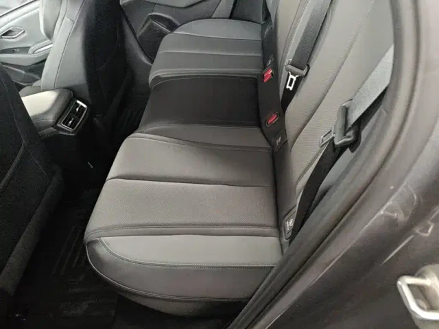 BYD Qin L — Фото автомобиля 16