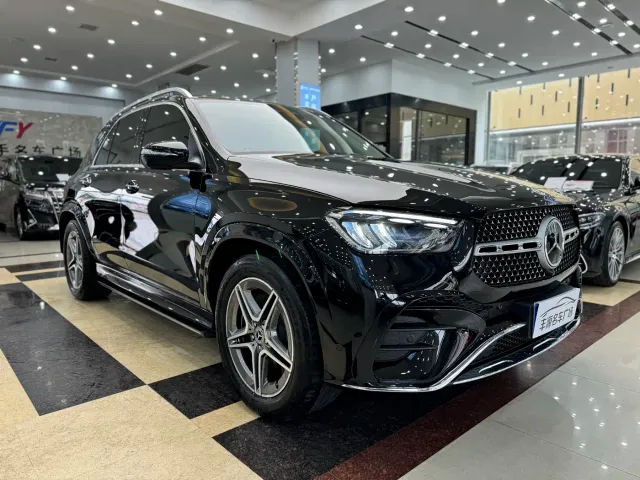 Mercedes-Benz GLE-Class — Фото автомобиля 3