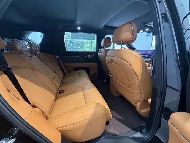 IM Motors LS8 — Фото автомобиля 4