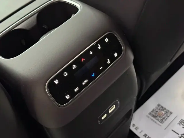 Leapmotor Leapmotor C16 2026 Model Year EV 630 LiDAR Premium Edition 6-Seater — Фото автомобиля 12