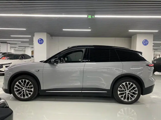 Nio ES6 — Фото автомобиля 14