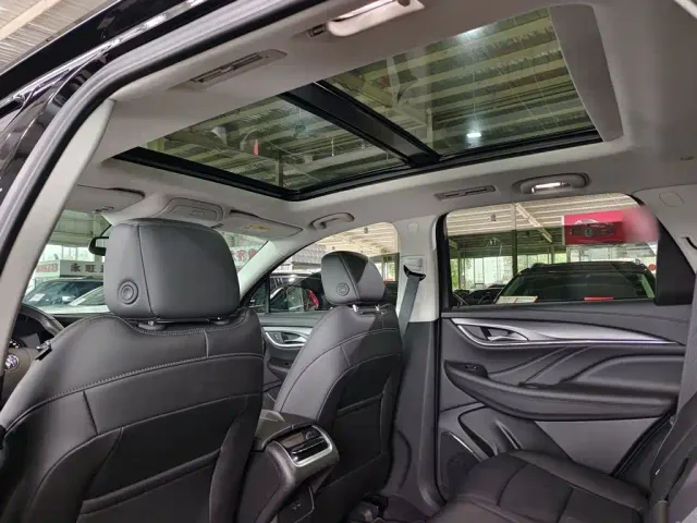 Buick Enclave — Фото автомобиля 24