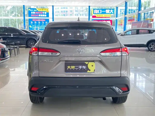 Toyota Frontlander — Фото автомобиля 3
