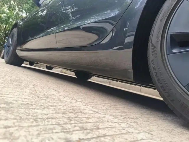 Tesla Model 3 — Фото автомобиля 21