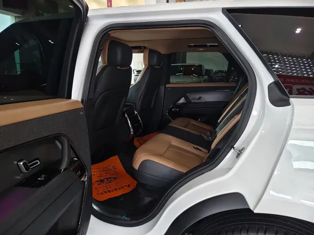 Land Rover Range Rover Sport — Фото автомобиля 10