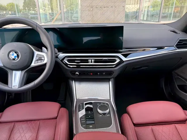 BMW 3 Series — Фото автомобиля 8