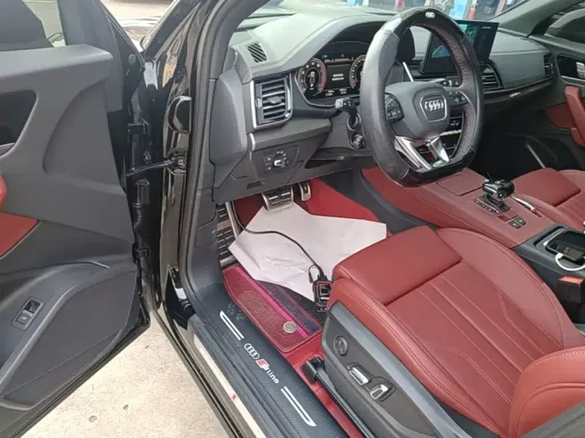 Audi Q5L — Фото автомобиля 15