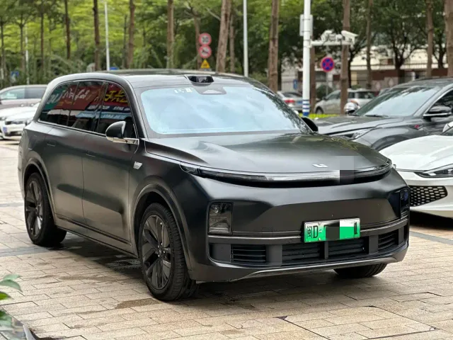 Li Auto L9 — Фото автомобиля 3