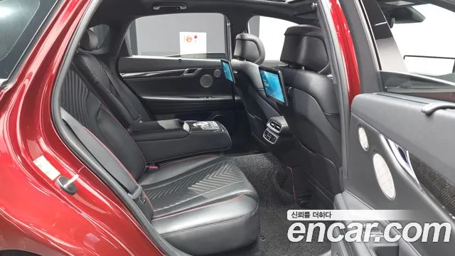 Genesis G80 RG3 — Фото автомобиля 12