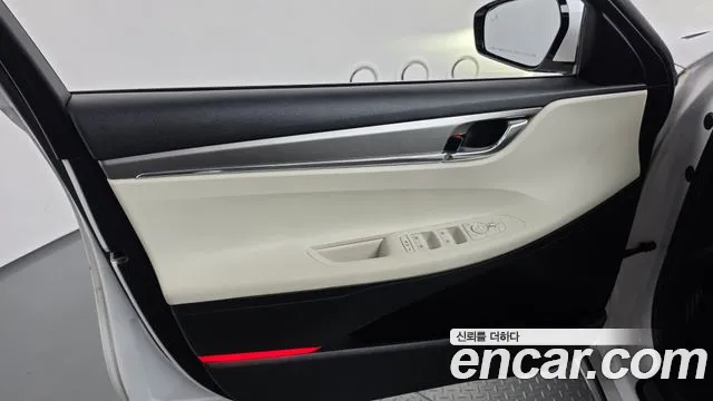Hyundai Grandeur Новый Grandeur IG — Фото автомобиля 20