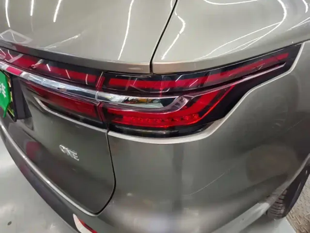 Li Auto ONE — Фото автомобиля 7